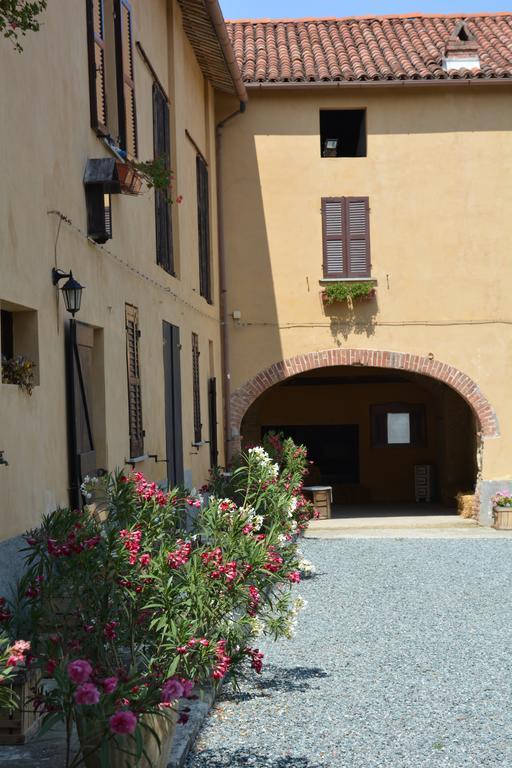 Cascina Valtignosa Camere Con Vigna Cassine Buitenkant foto