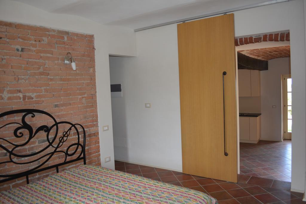 Cascina Valtignosa Camere Con Vigna Cassine Buitenkant foto